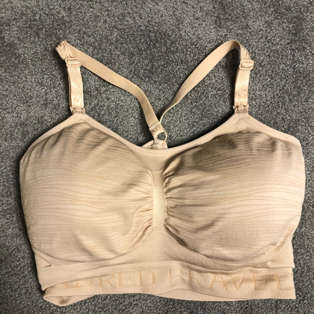Pumping & nursing bra by Kindred Bravely